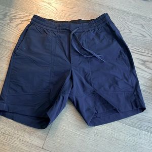 Lululemon men’s shorts navy blue size medium